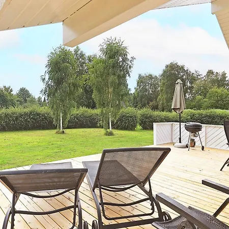 10 Person In V Ggerl Se Feriehus Bøtø By